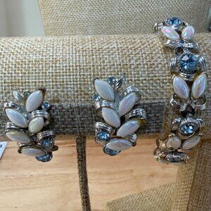 Vintage BSK Bracelet & Clip-On Earrings Set With Faux Pearls & Rhinestones